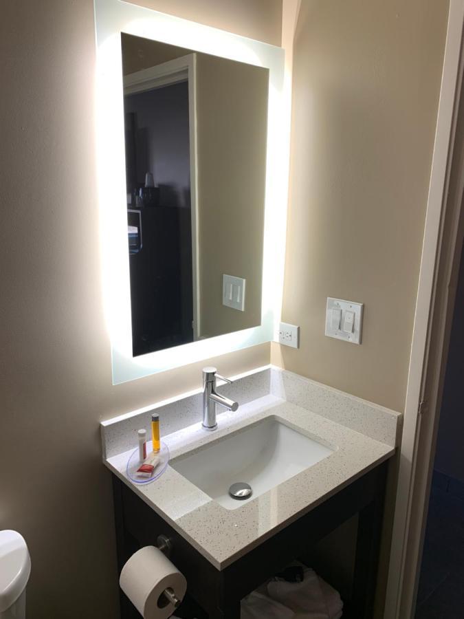Super 8 By Wyndham Joliet Ξενοδοχείο Εξωτερικό φωτογραφία