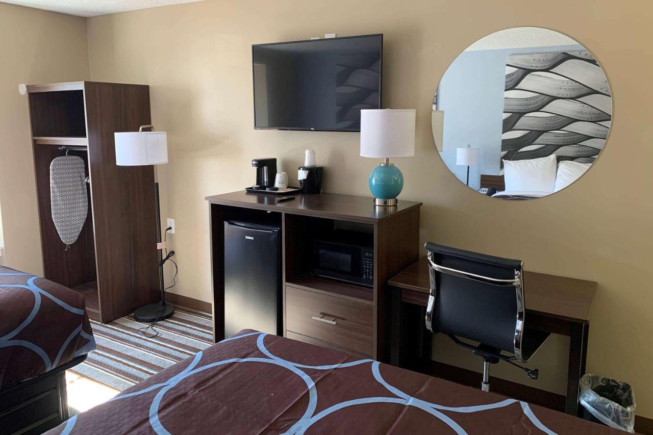 Super 8 By Wyndham Joliet Ξενοδοχείο Εξωτερικό φωτογραφία