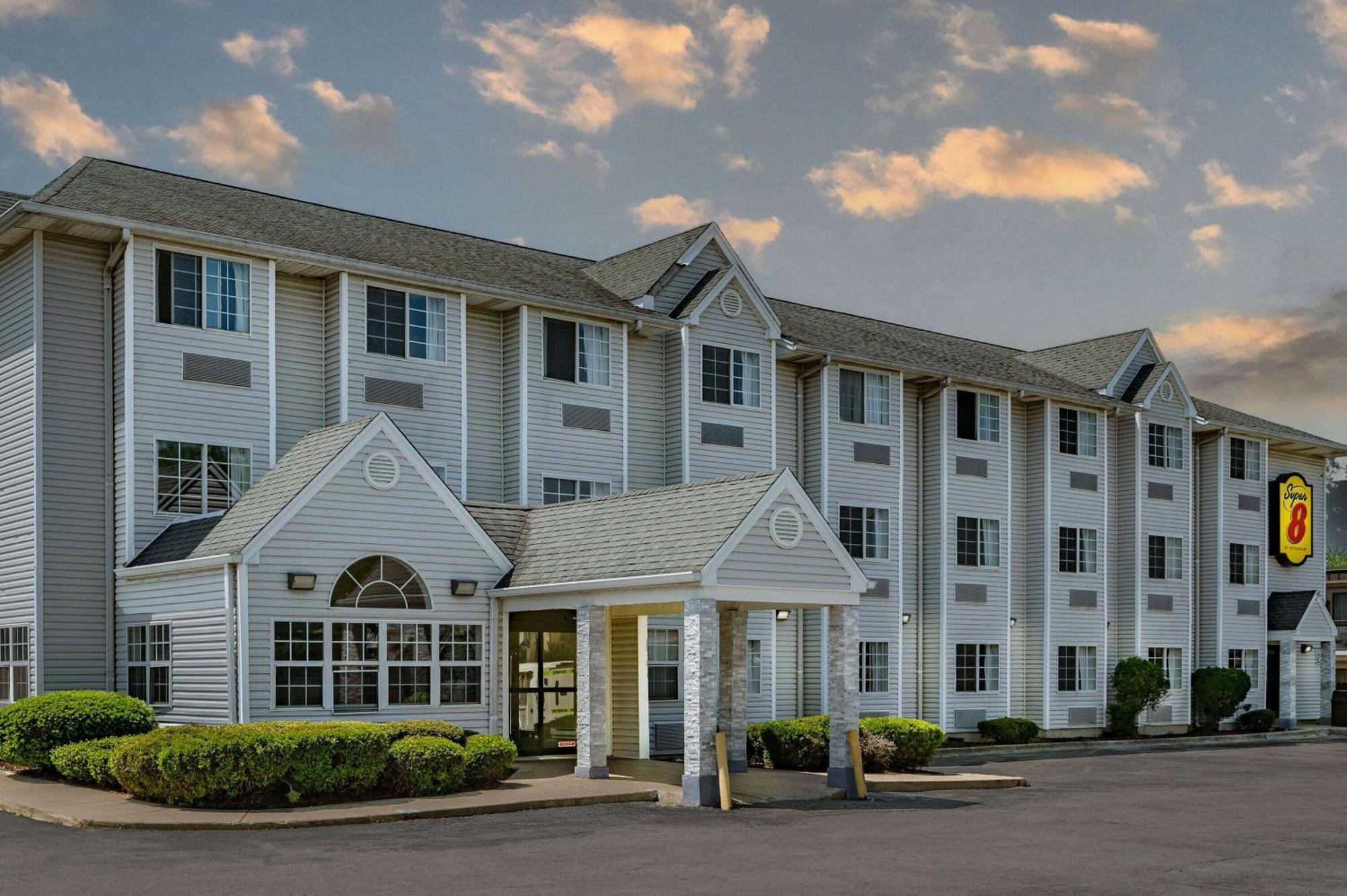 Super 8 By Wyndham Joliet Ξενοδοχείο Εξωτερικό φωτογραφία